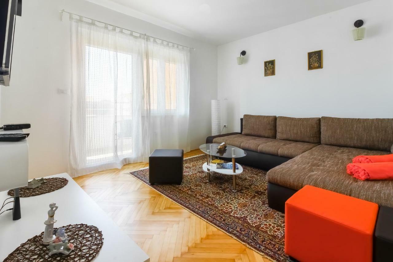 Saten Suite Apartment Near The Beach Пореч Экстерьер фото